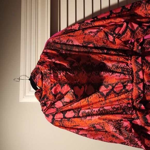 Adidas originals x Ivy park "Ivy heart" jacket - Picture 5 of 6